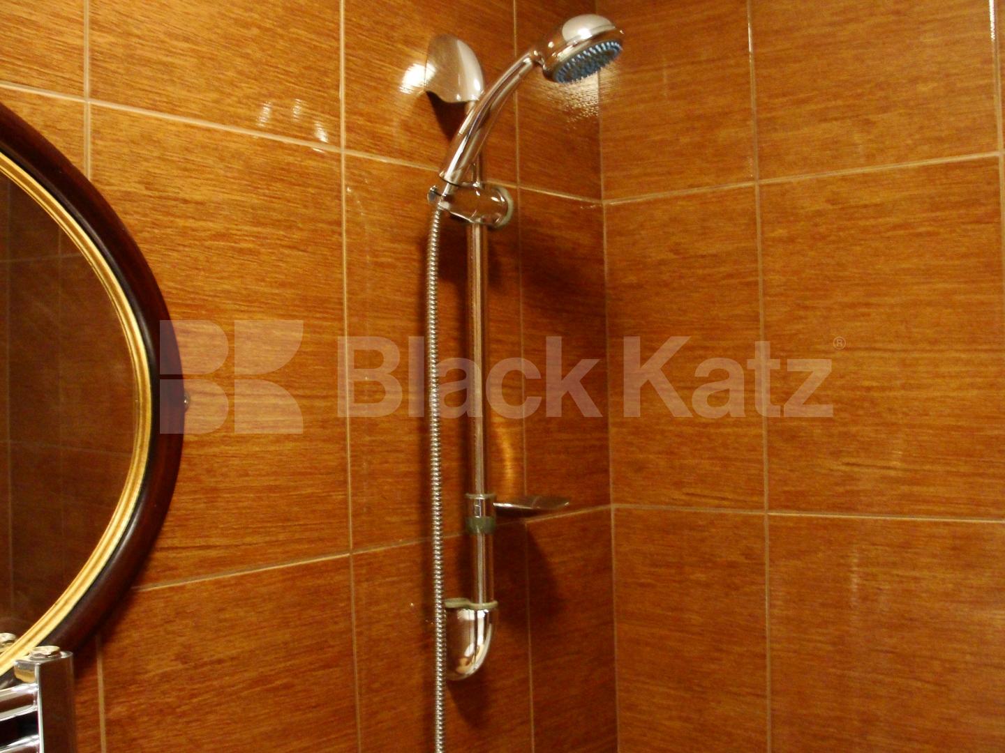 			3 Bedroom, 1 bath, 1 reception Apartment			 Lower Marsh , Waterloo